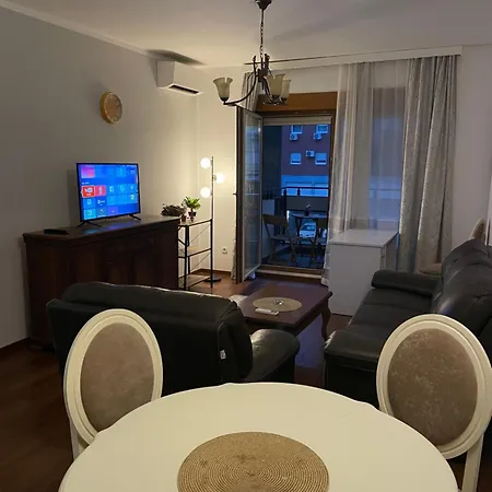 Master Quart One Bedroom Lux Flat *
